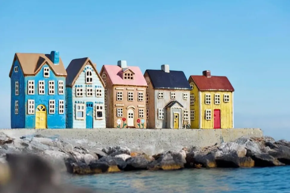 IB Laursen talolyhty Nyhavn keltainen ovi