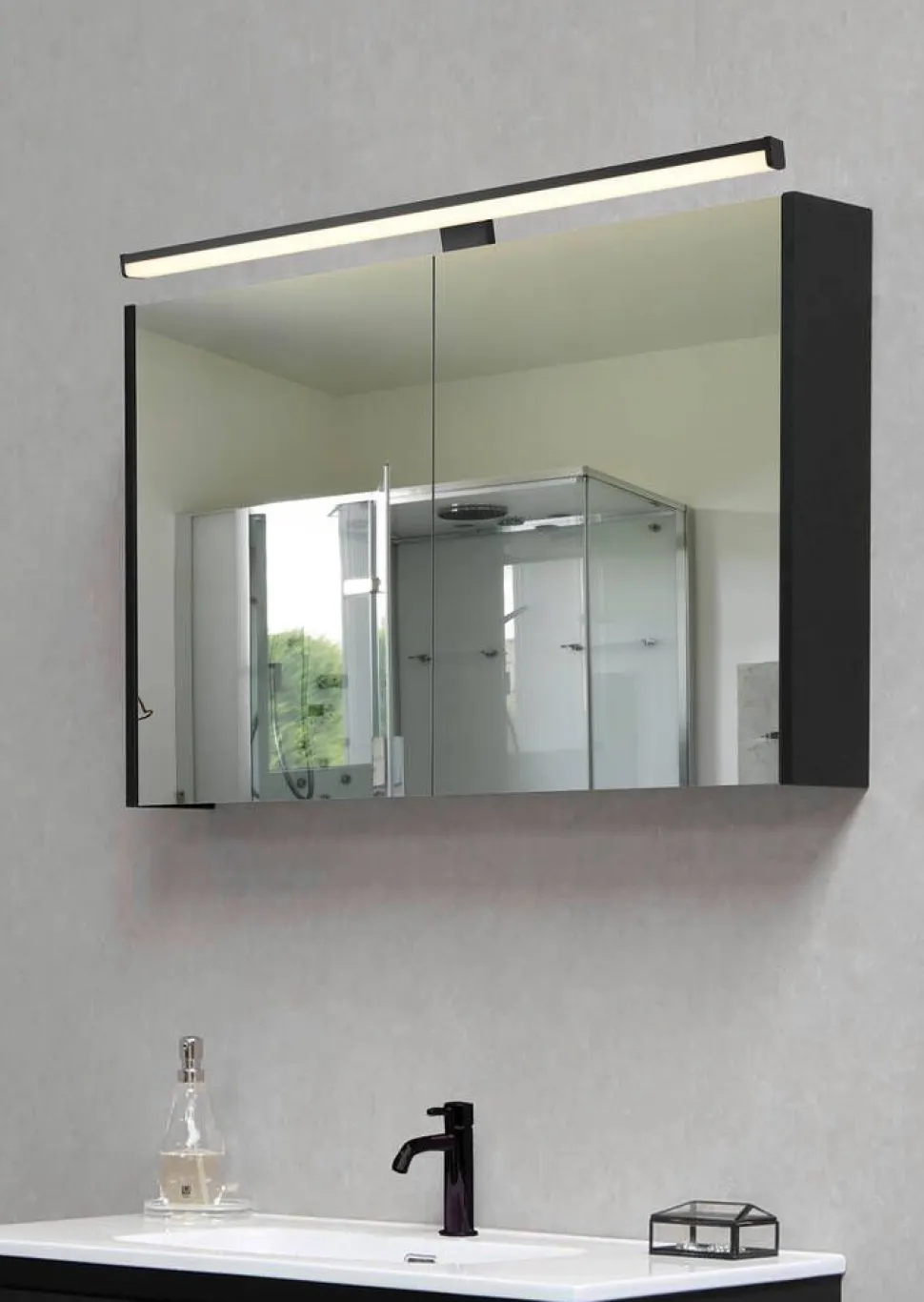 Trio Lighting LED seinävalaisin Lino H2O 60 cm mattamusta
