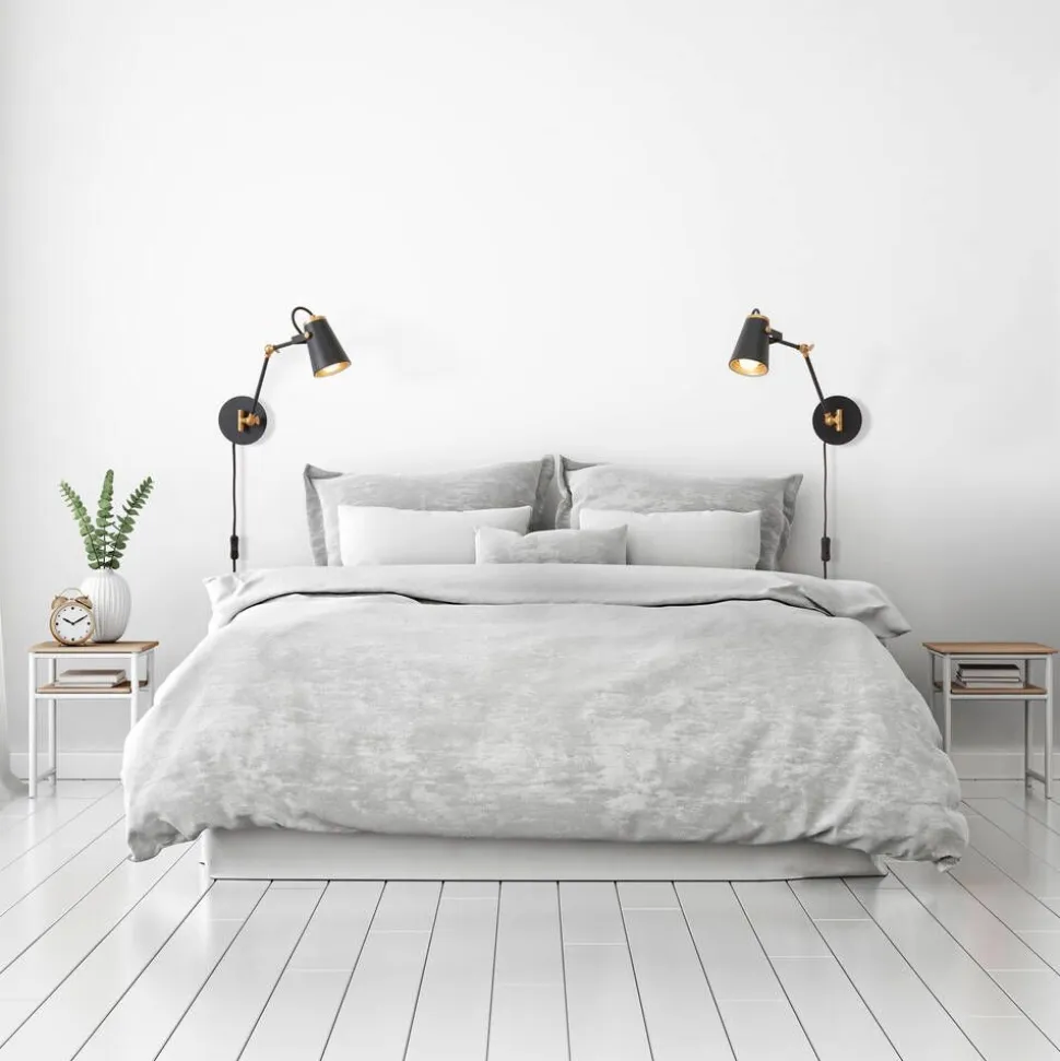 Trio Lighting seinävalaisin Edward E14 mattamusta/kulta