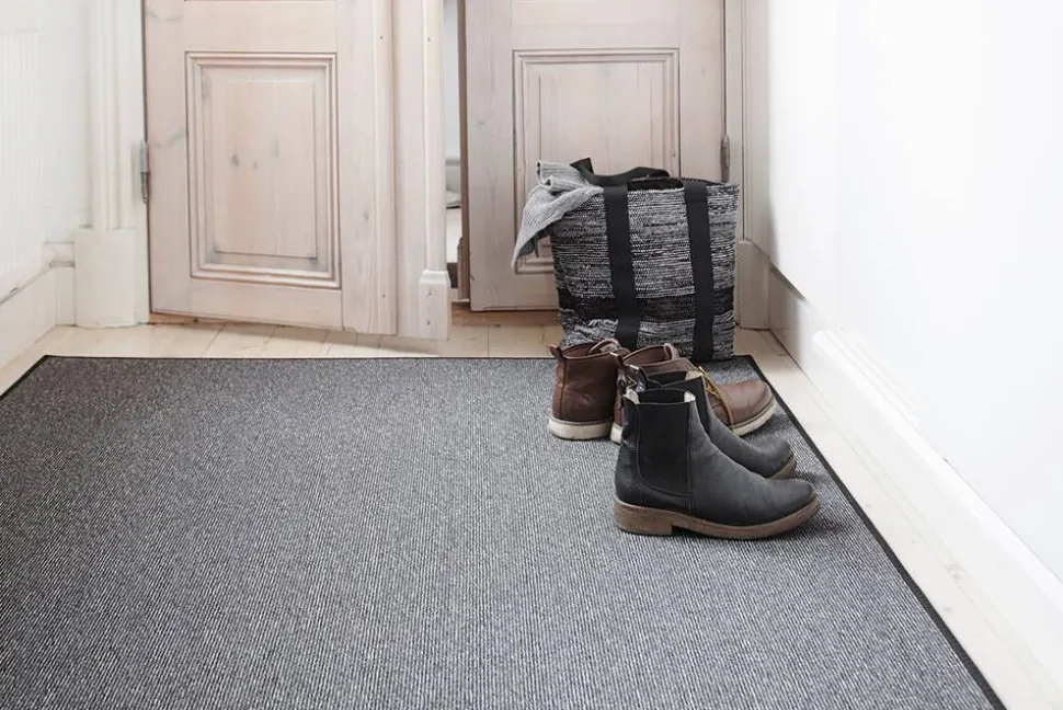 VM-Carpet Balanssi 98 tummanharmaa, 160*230 cm, kantti 5460