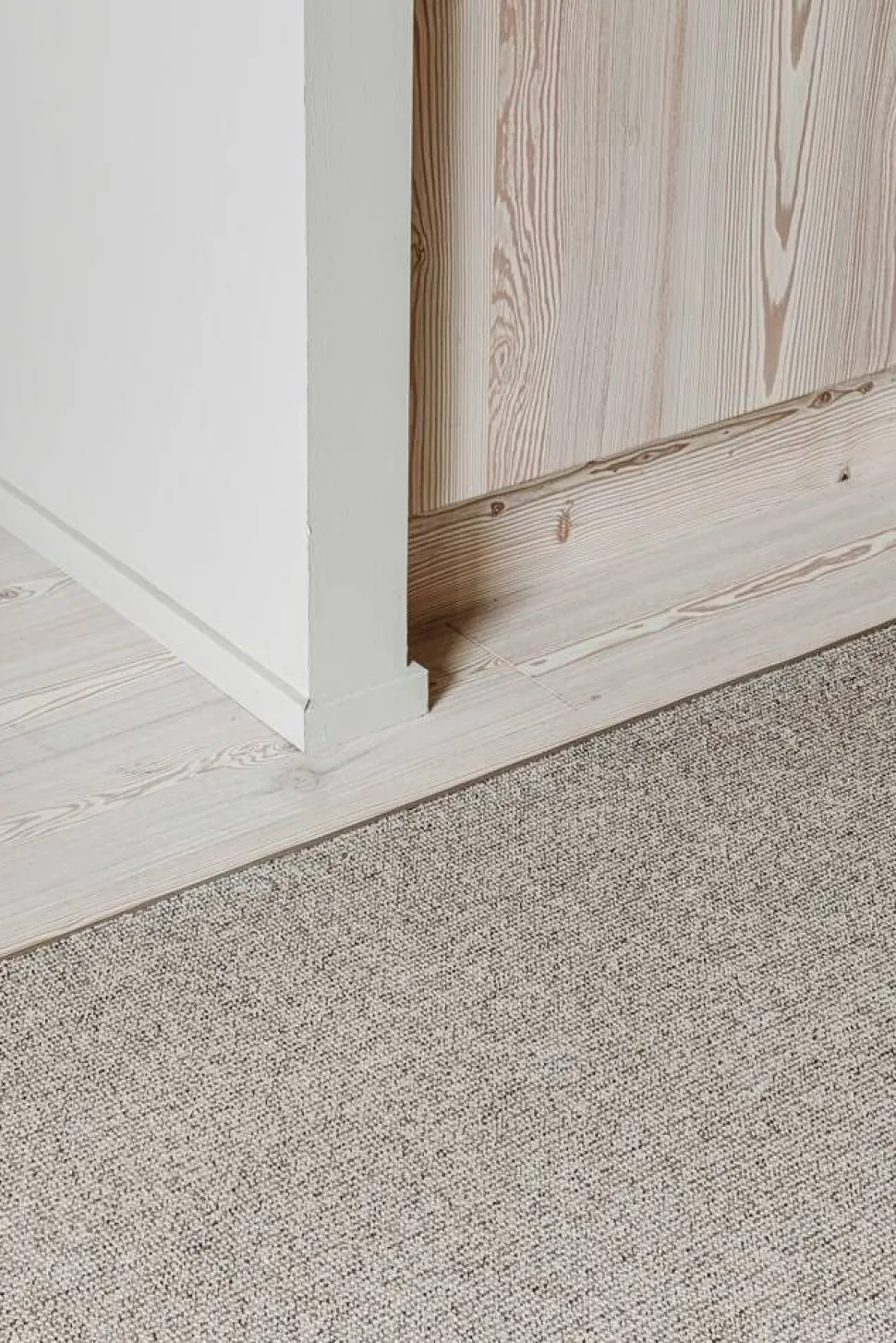 VM-Carpet Duuri 4713 v.beige, 200*300 cm, kantti 5978