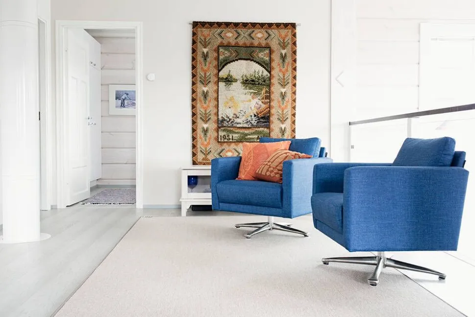 VM-Carpet Esmeralda 72 beige, 133*200 cm, kantti 070 B