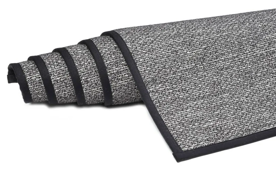 VM-Carpet matto Aho 133x200 cm 79 musta